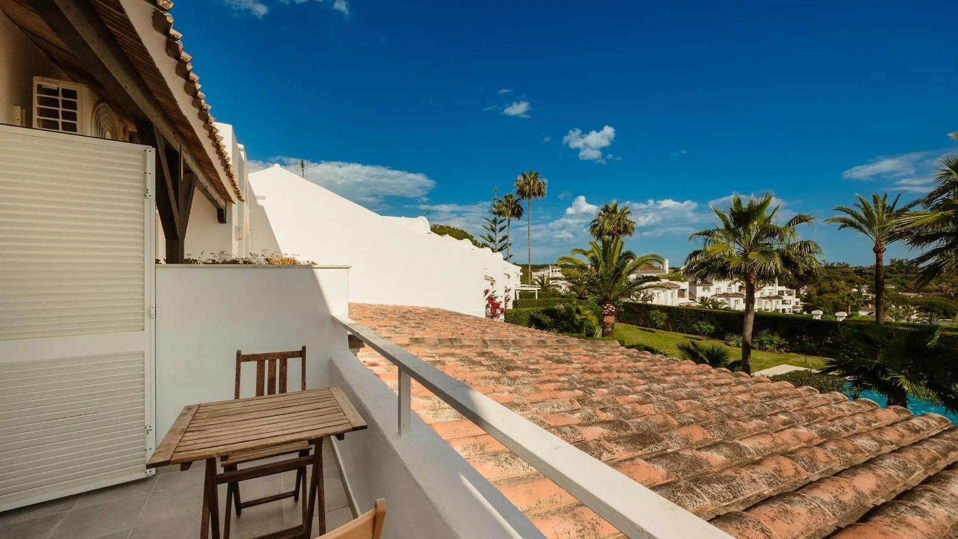 2 Storey Townhouse With Large Terrace Garden, Bbq And Close To The Beach, In Elviria, Μαρμπέλλα 0*,  Ισπανία